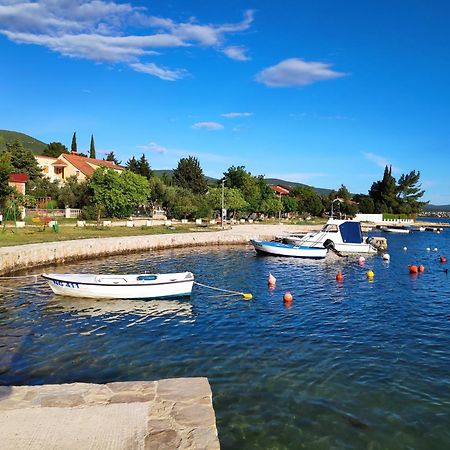 Villa Punta Blava - Beach Front, Ideal For Family Vacation With Kids, Large Terraces With Sea View, Internet, Netflix, No Pets Allowed Obrovac Εξωτερικό φωτογραφία