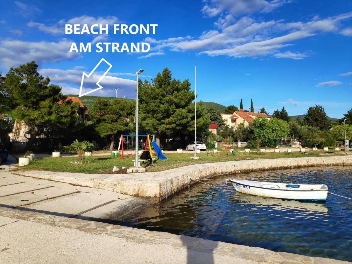 Villa Punta Blava - Beach Front, Ideal For Family Vacation With Kids, Large Terraces With Sea View, Internet, Netflix, No Pets Allowed Obrovac Εξωτερικό φωτογραφία